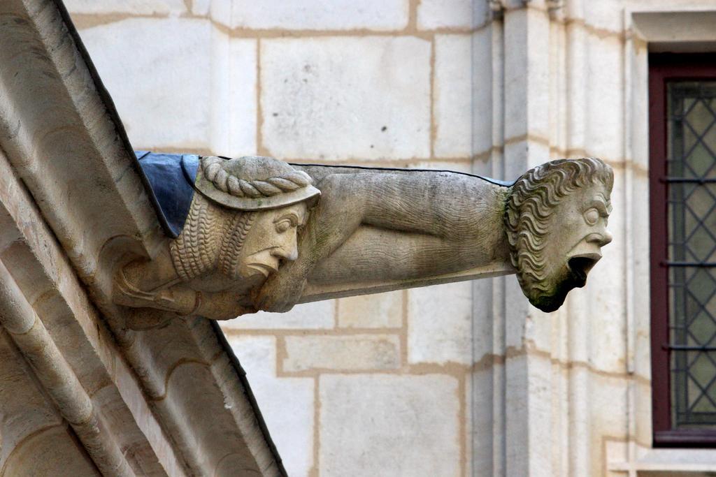 Kyriad Bourges Sud Bagian luar foto